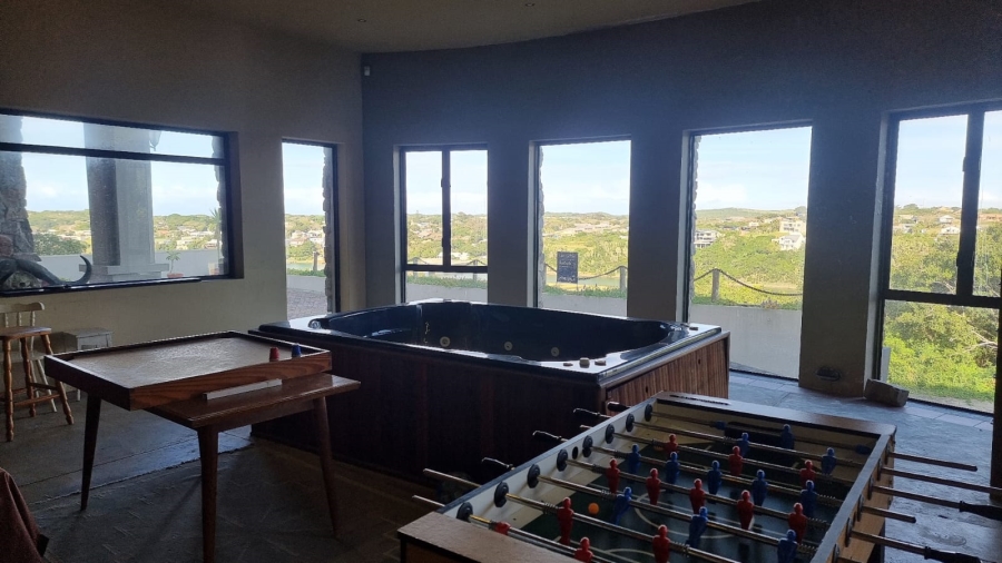 6 Bedroom Property for Sale in Merryhill Eastern Cape